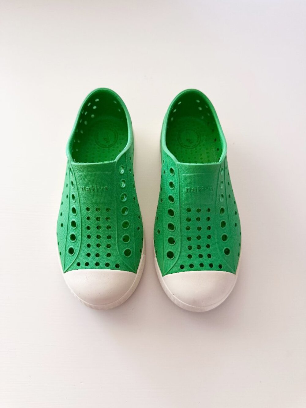 Native Jefferson Sneakers • Green • Toddler Size 11
